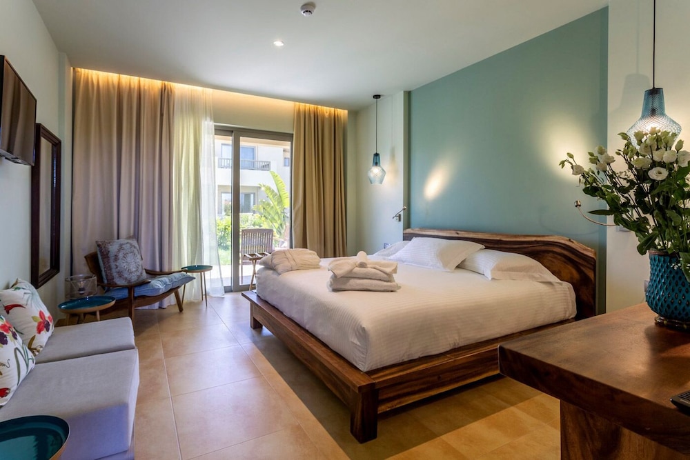 Executive Suite, Private Pool - Photo 4