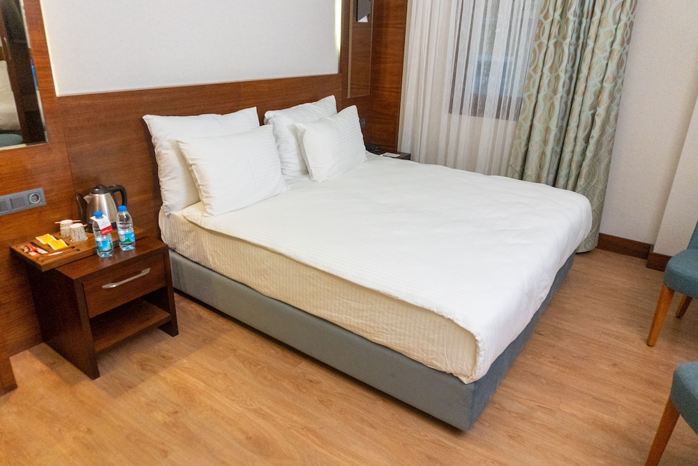 Deluxe Triple Room photo 1