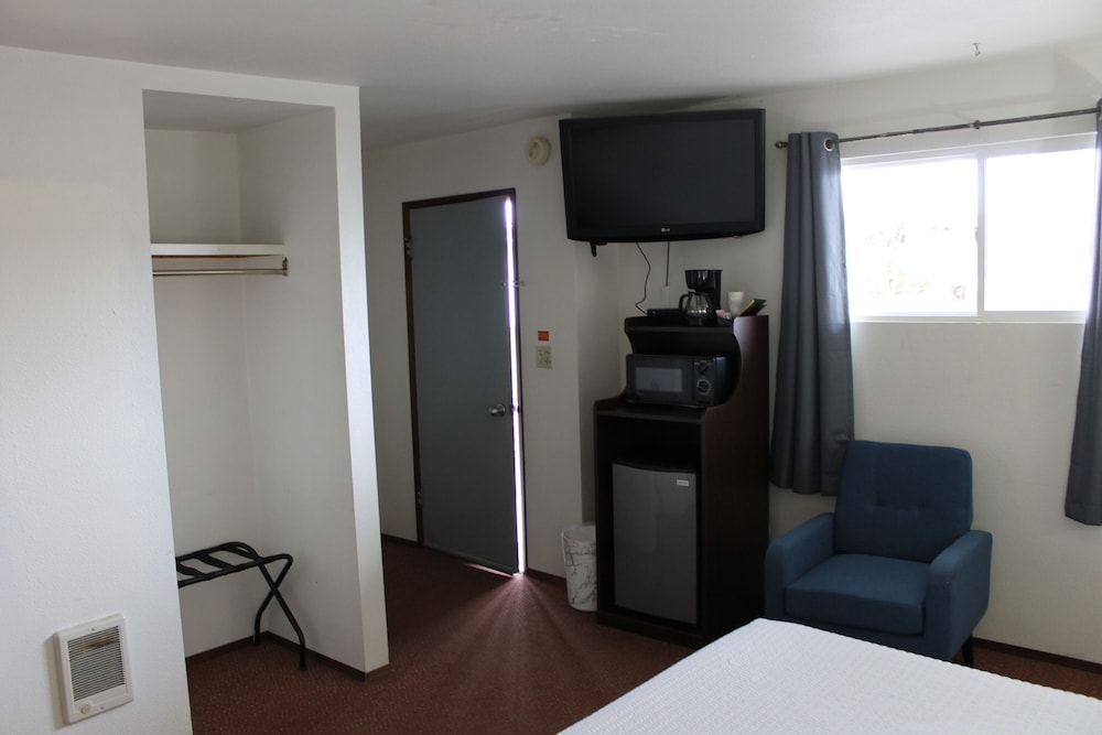 Single Room, 1 King Bed photo 3
