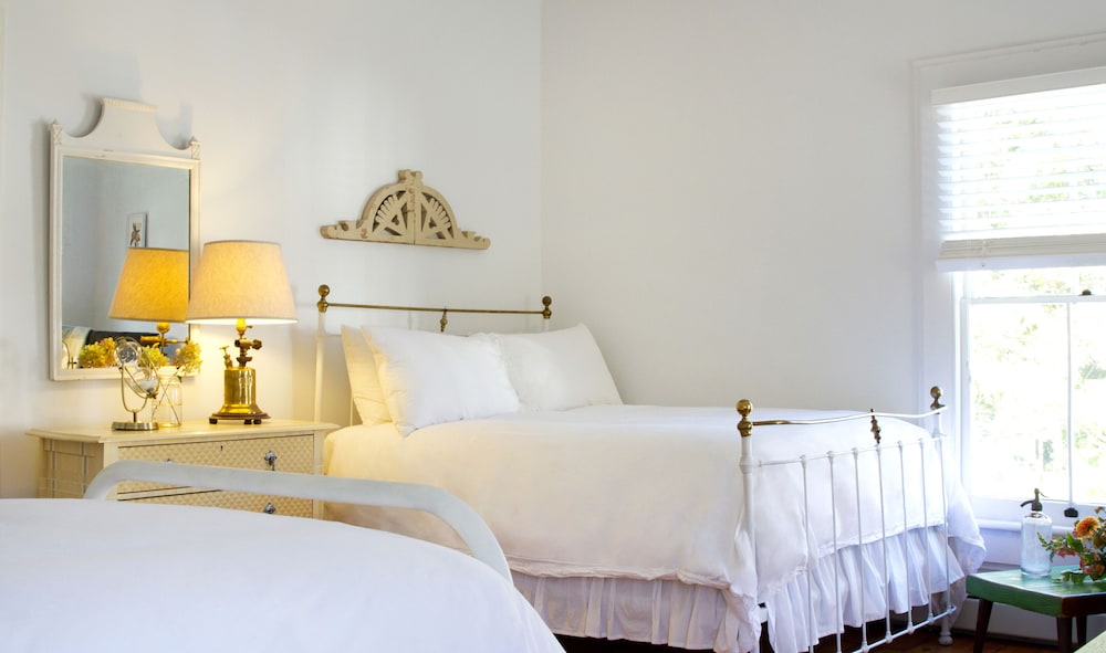 Room, 2 Double Beds, Non Smoking, Ensuite
