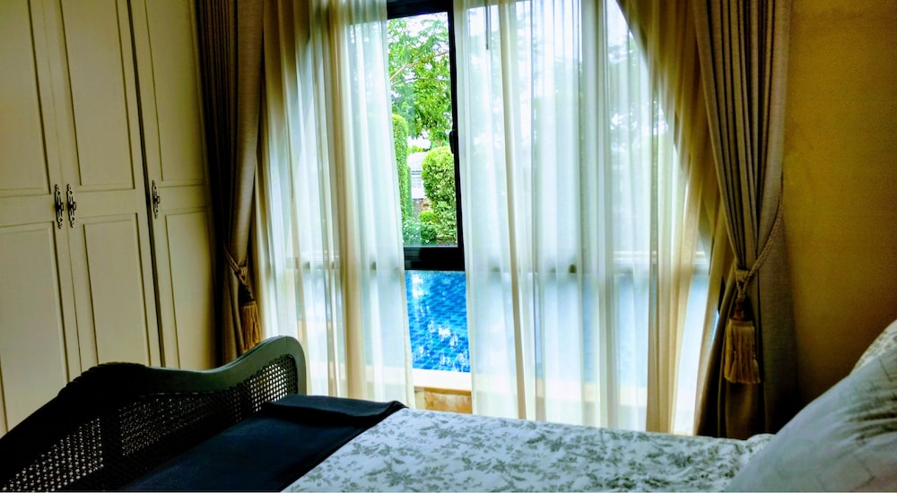 2 Bedroom Pool Villa photo 2
