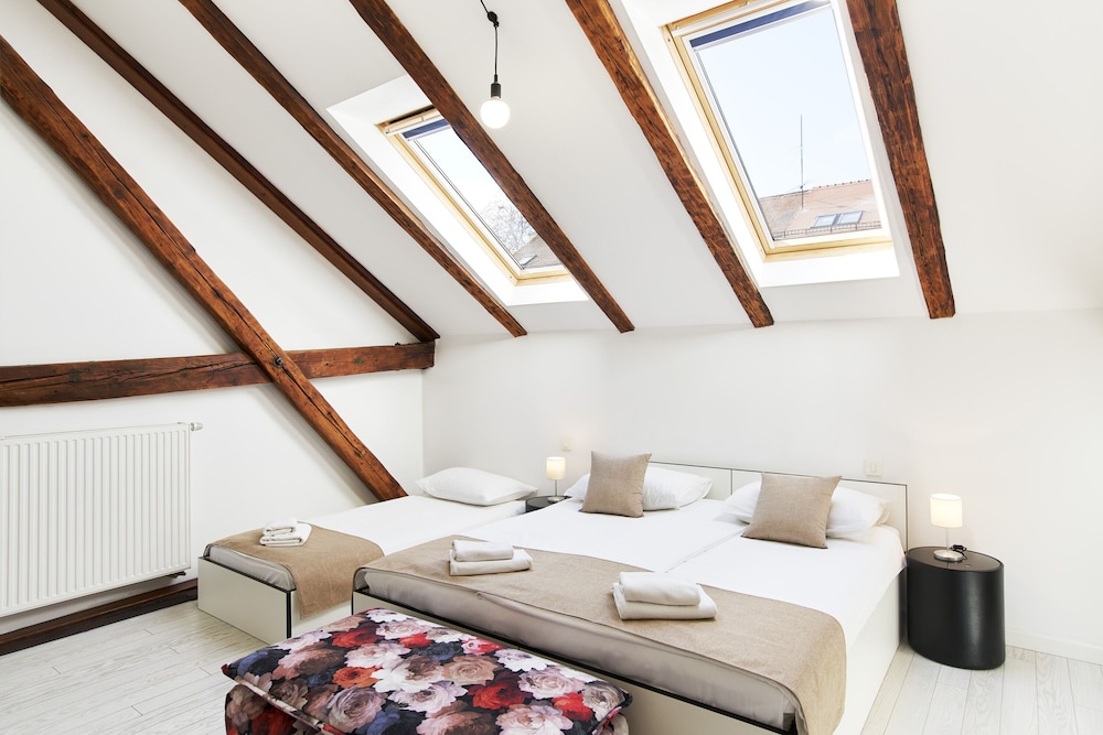 Superior Triple Room photo 2