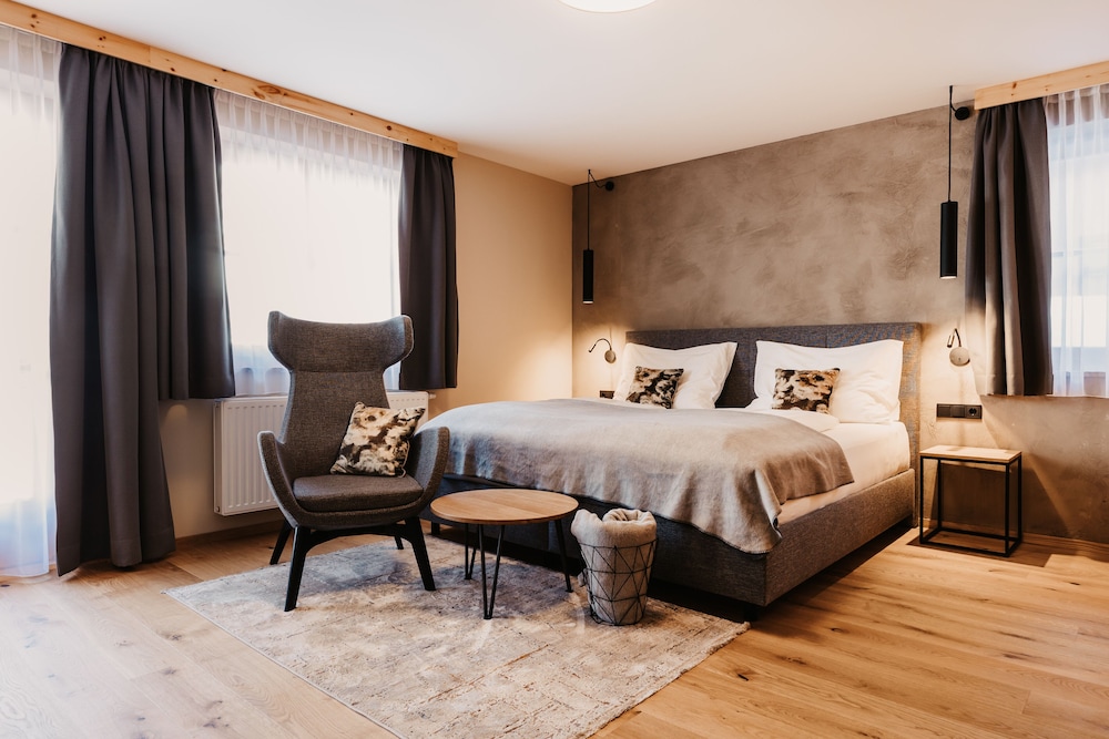 Basic Apartment (Zirbe 1/Zirbe 5, incl. Cleaning fee)