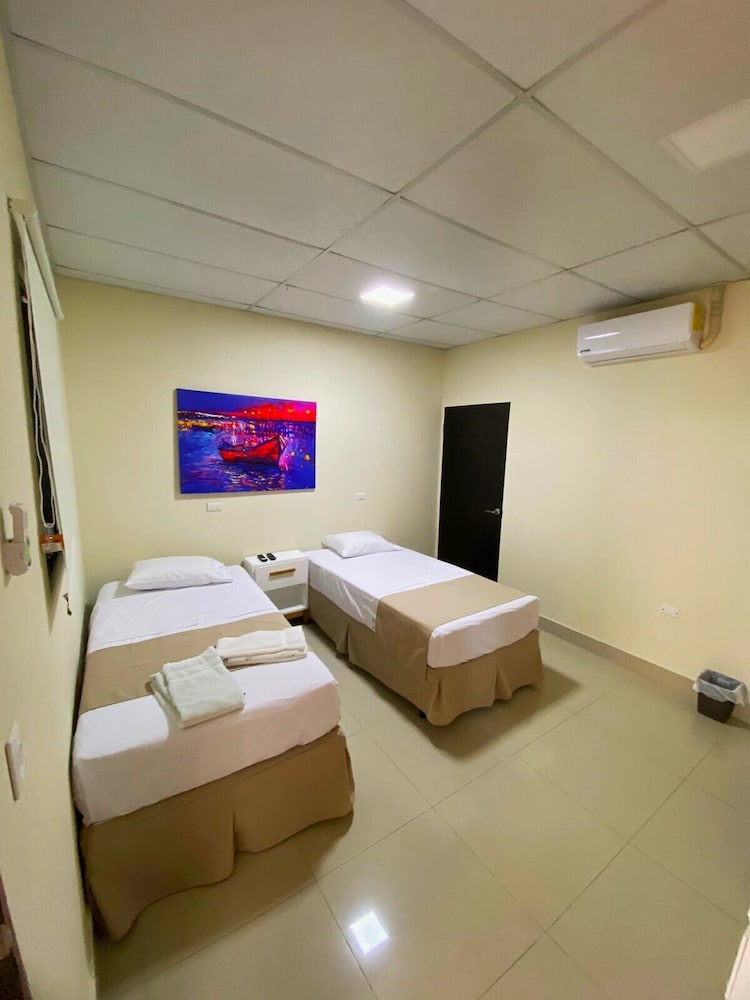 Standard Double or Twin Room, Non Smoking photo 3
