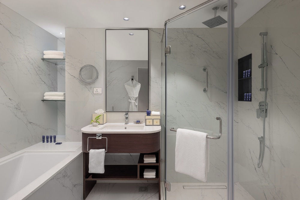 Premium Suite - Photo 5