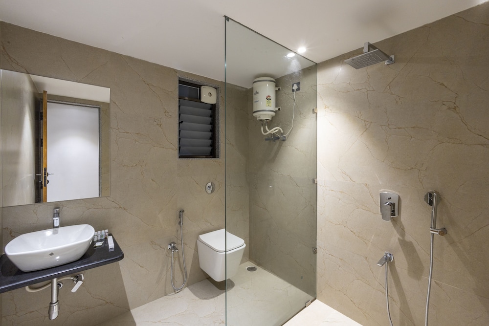 Executive Room - Photo 2