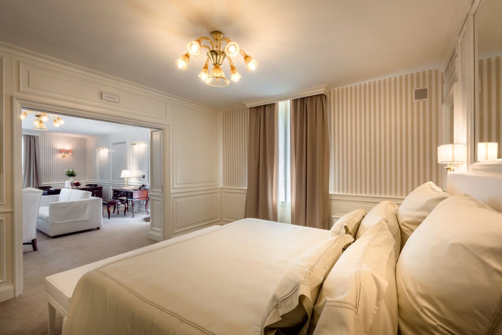 Royal Suite, Hot Tub, Lake View (SPA) photo 3