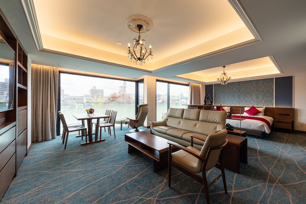Suite Room with Terrace, Non Smoking - Photo 1