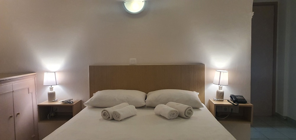 Double or Twin Room, Sea View