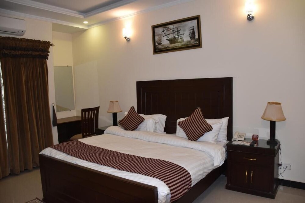 Standard Room photo 2