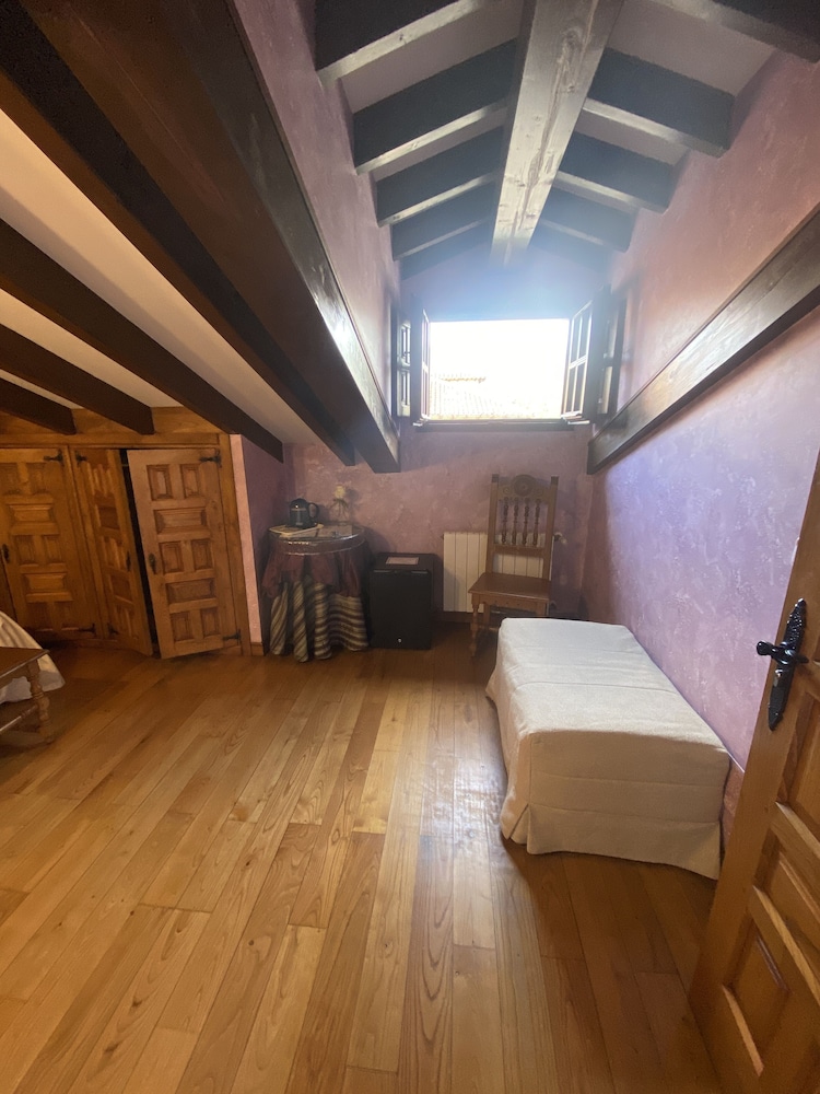 Double Room (Penthouse) photo 2