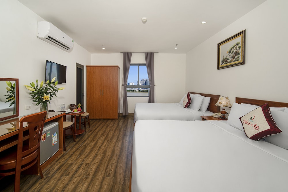 Panoramic Triple Room, City View photo 3