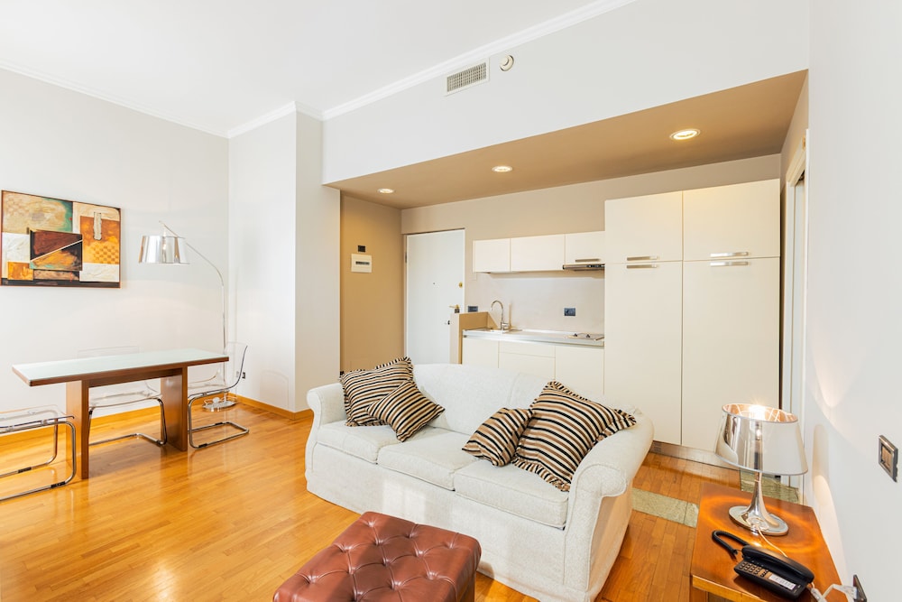 Apartment Executive