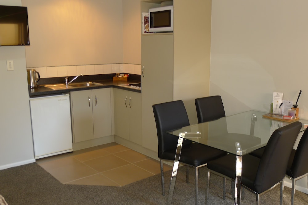 Ground Floor Two Bedroom Family Apartment, photo 6