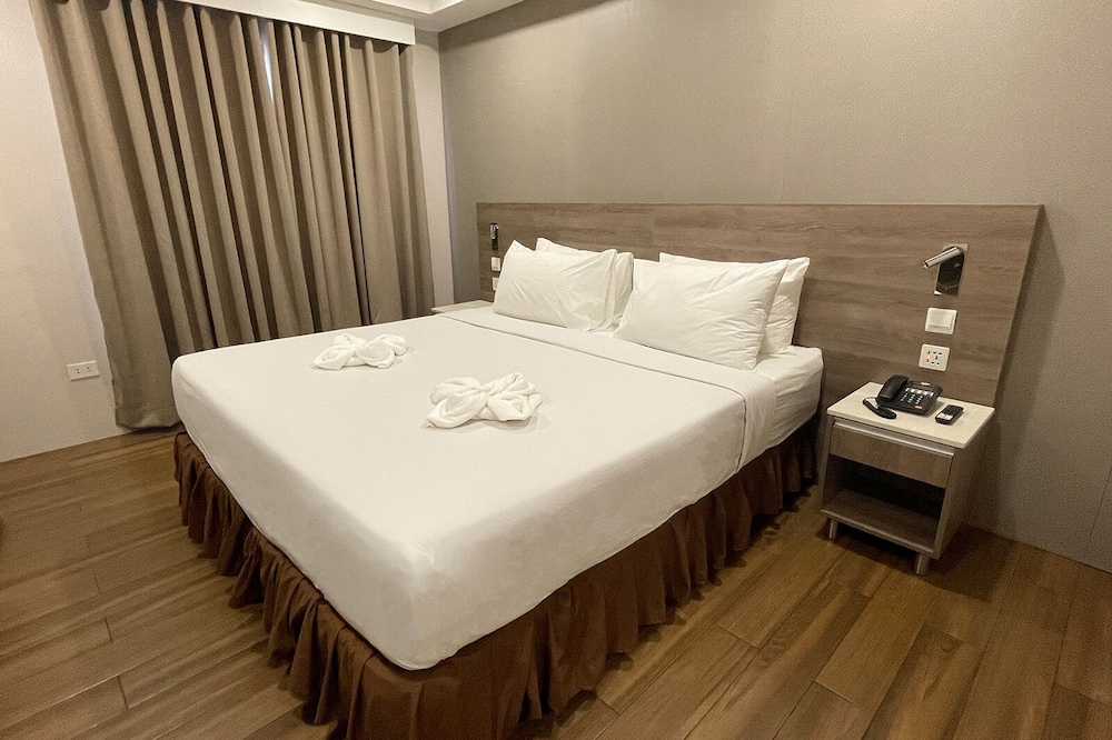 Deluxe Double or Twin Room, 1 Bedroom - Photo 2