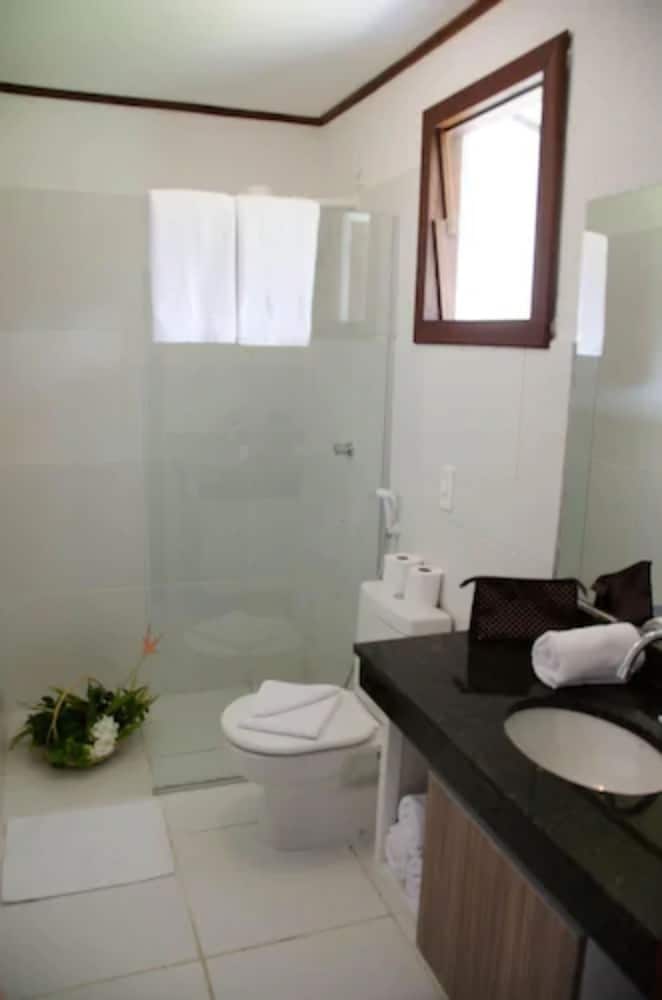 Standard Quadruple Room, 2 Bedrooms, Kitchen, Poolside photo 3