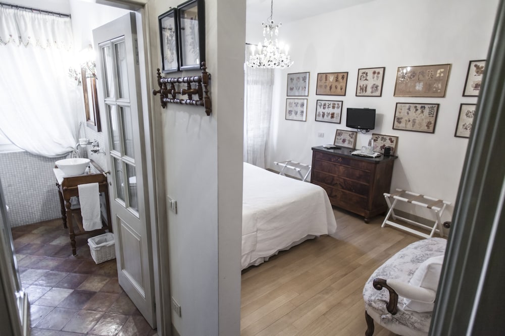 Standard Double or Twin Room (L'Erbario) photo 2