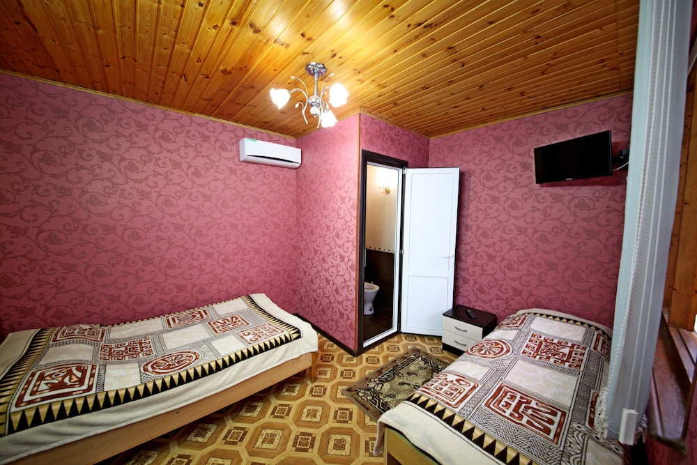 Standard Triple Room, Courtyard Area