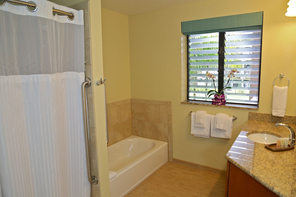 Economy Room, 1 Queen Bed