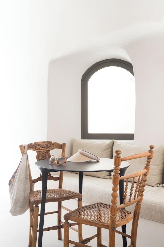 Caldera Residence - Photo 13