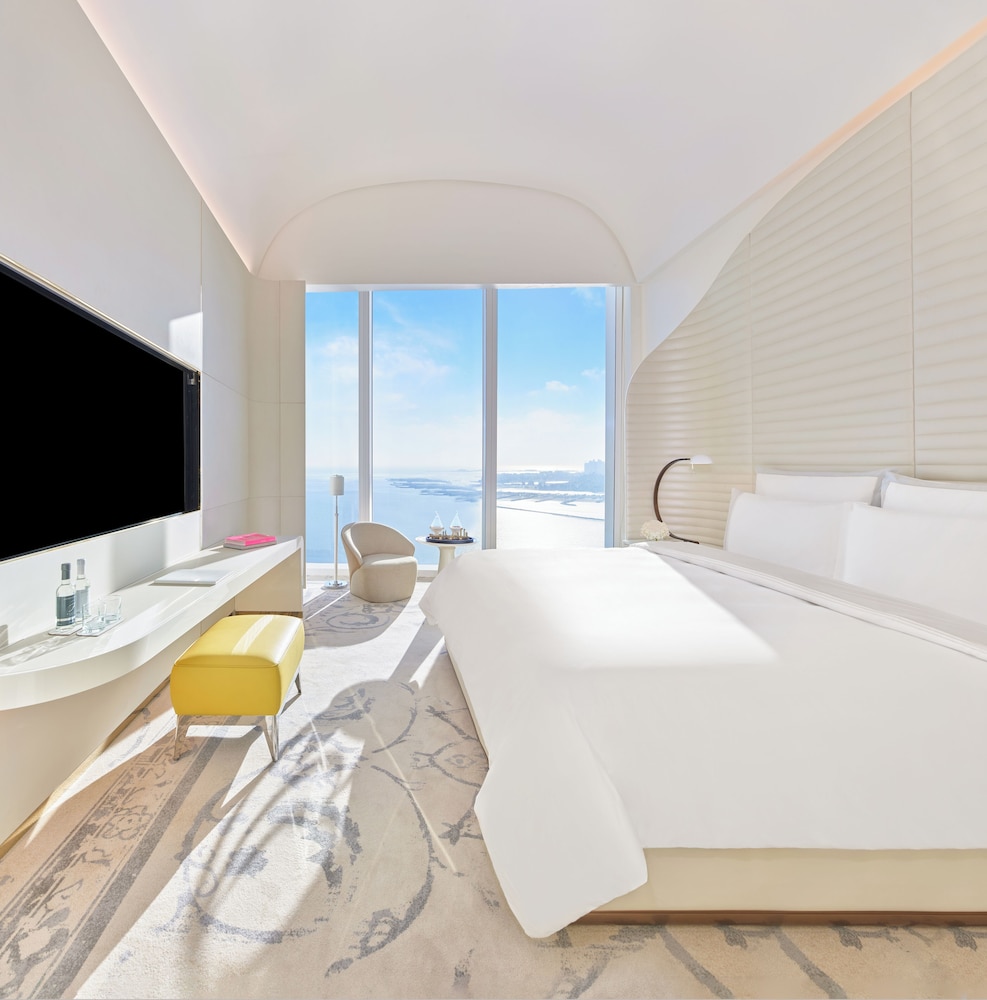 Fairmont Gold, City View, Room - Photo 4