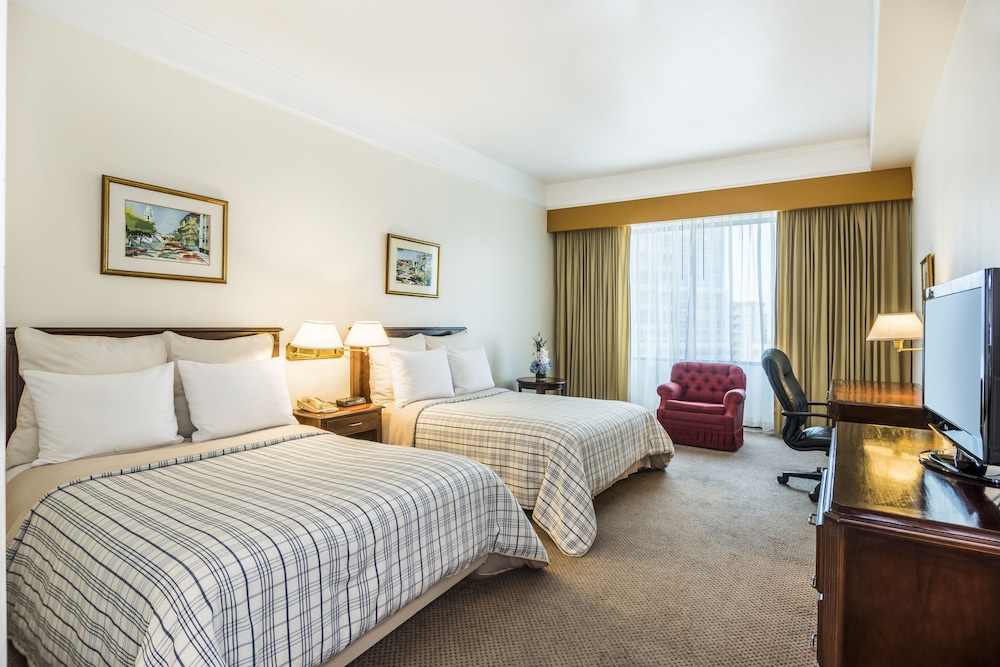 Executive Double Room, 2 Queen Beds - Photo 1