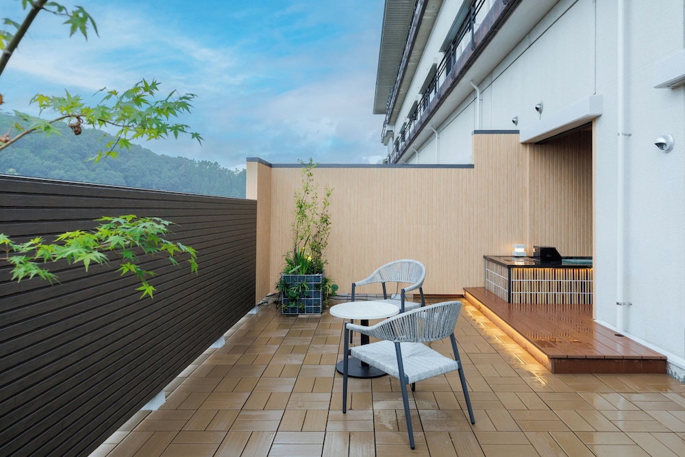 Main Building Rooftop Terrace + Scenic Outdoor Bath Western-Japanese Style Room [31]