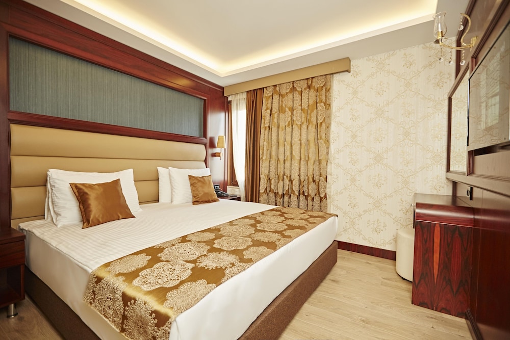 Economy Room, 1 Double Or 2 Twin Beds, Park View photo 2