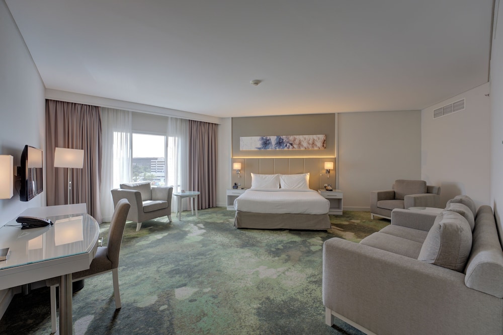Junior Suite, 1 King Bed photo 2