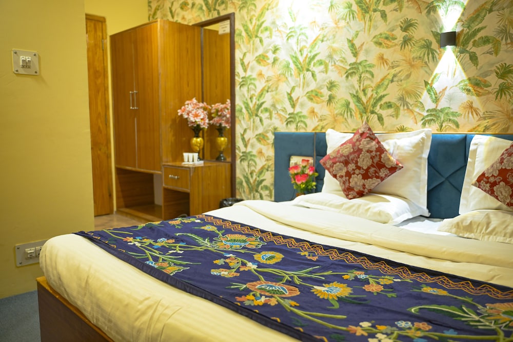 Standard Double Room - Photo 4