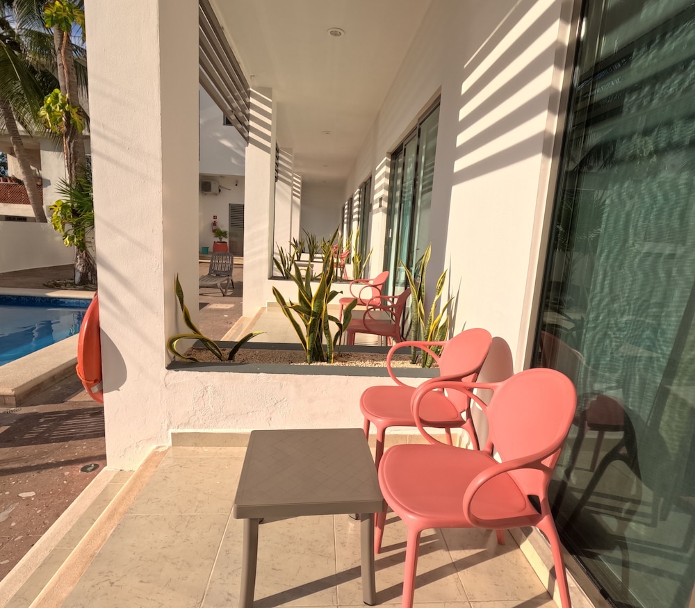 Standard Room, 1 Bedroom, Ocean View, Oceanfront - Photo 8
