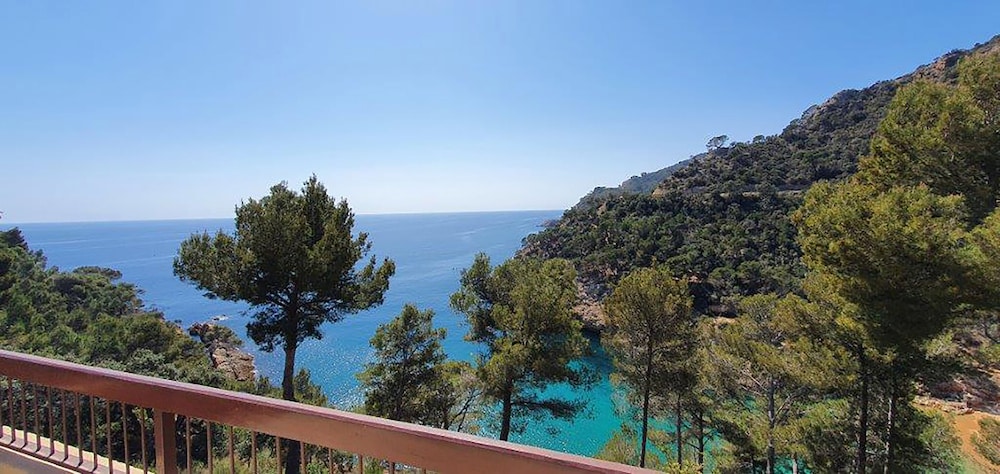 ZEL House 2 Bedroom Mediterranean View (4+2)