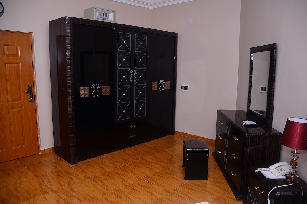 Super Standard Room