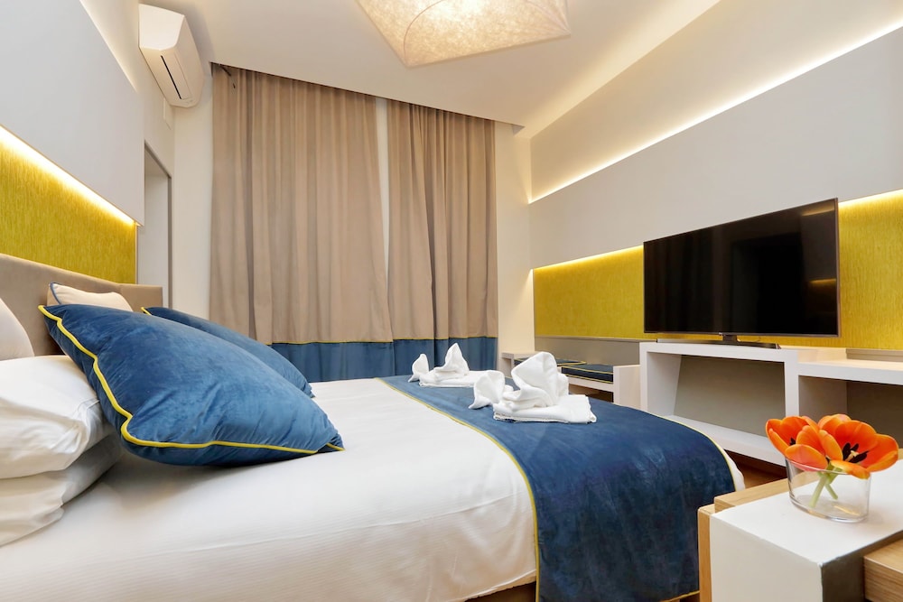 Suite photo 1