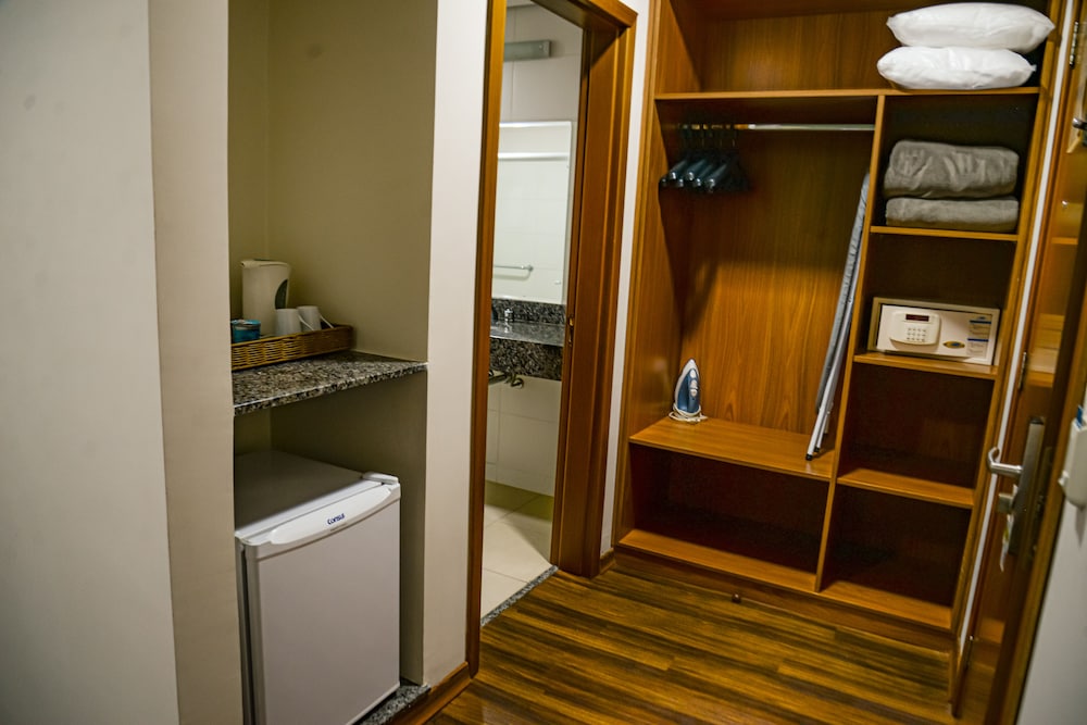 Deluxe Triple Room photo 2