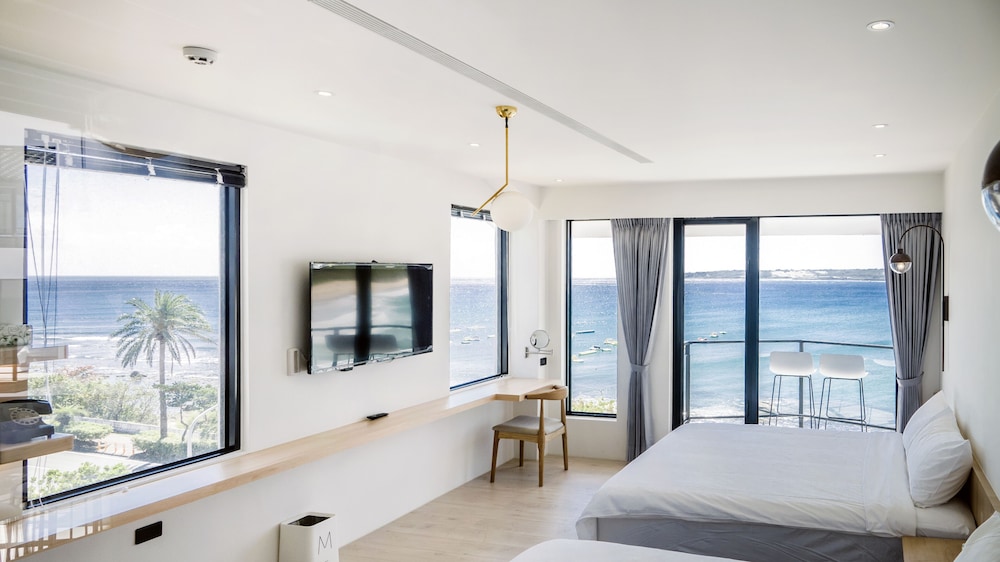 Grand Quadruple Room, 2 Queen Beds, Terrace, Ocean View