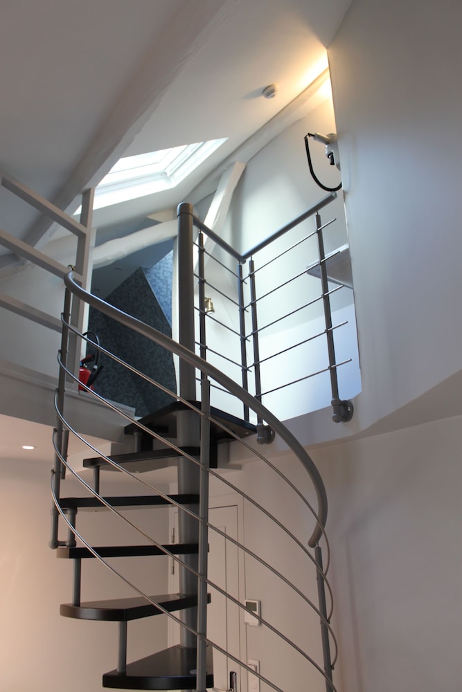 Classic Room, 2 Bedrooms, Connecting Rooms (bathroom is reachable by stairs only)