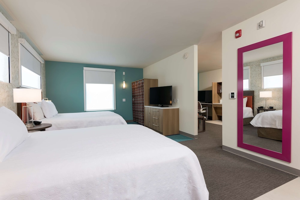 Studio, 2 Queen Beds, Accessible, Non Smoking photo 2