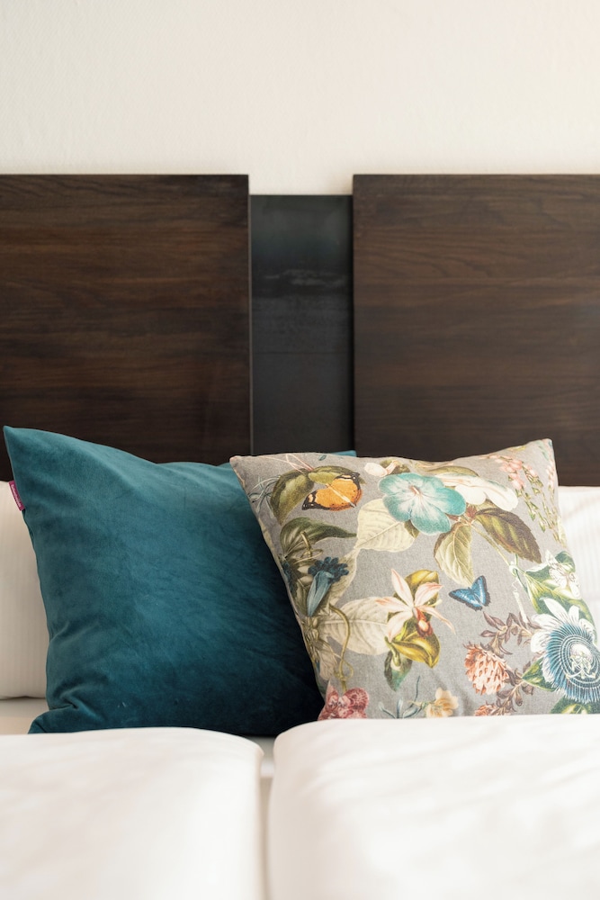 Family Room - Photo 4