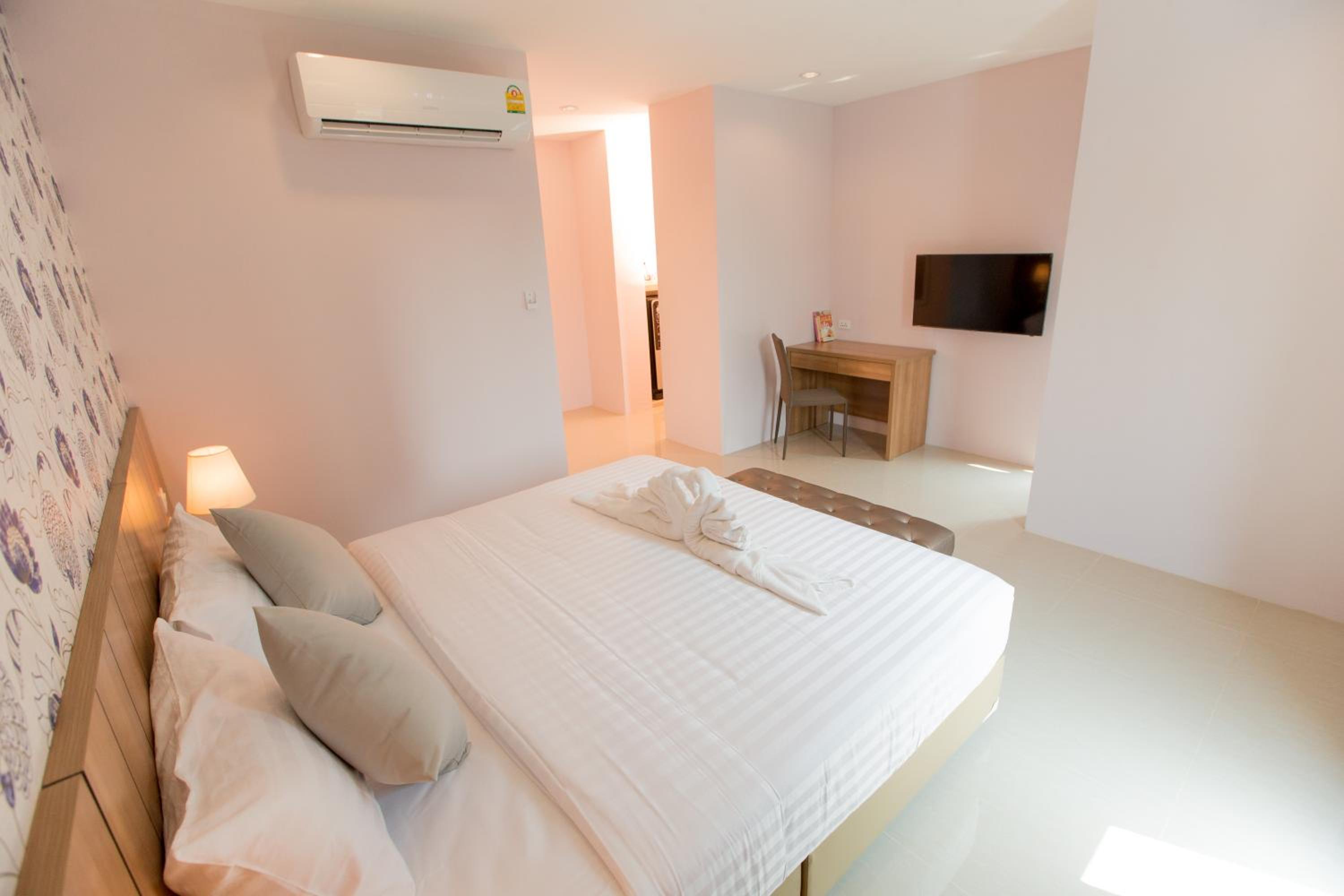 Premium Double Room photo 2