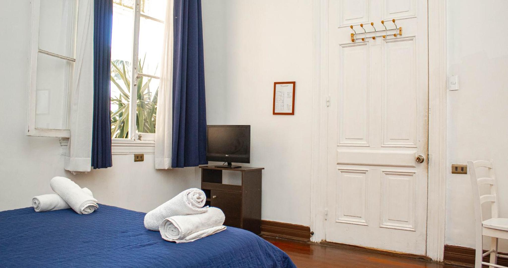 Standard Double Room with Shared Bathroom photo 2