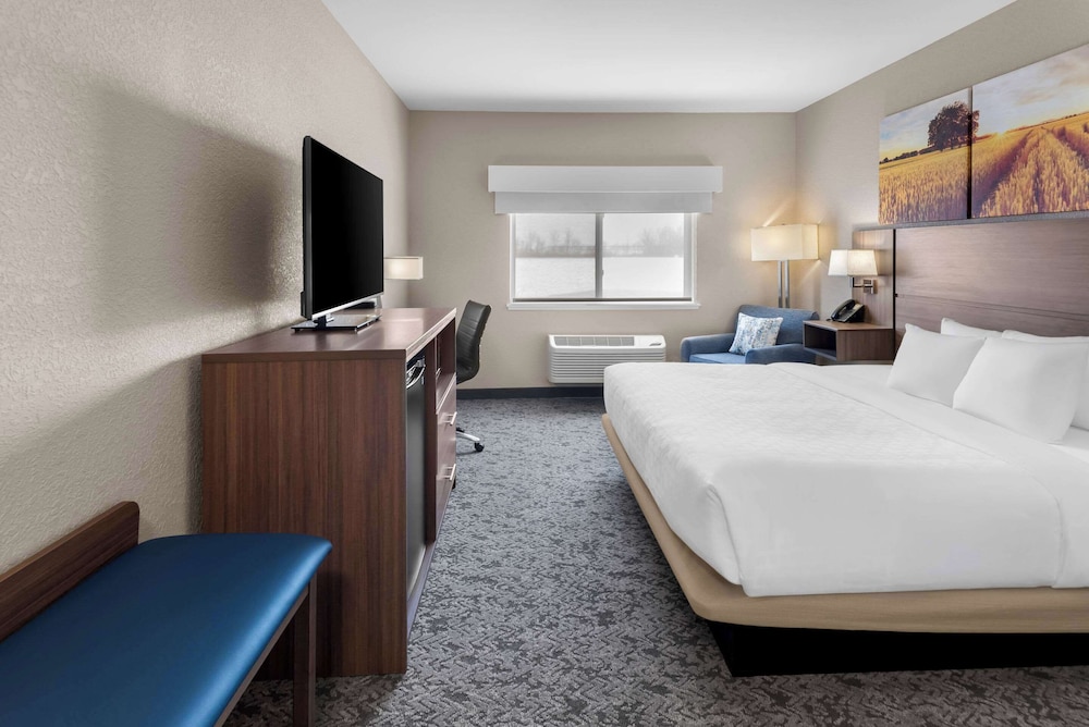 Room, 1 King Bed, Accessible, Non Smoking - Photo 1
