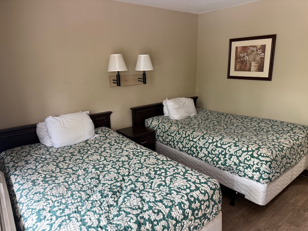 Basic Double Room photo 3