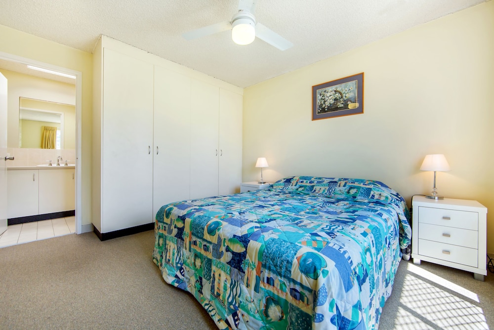 3 Bedroom Ocean View Family Apartment photo 2