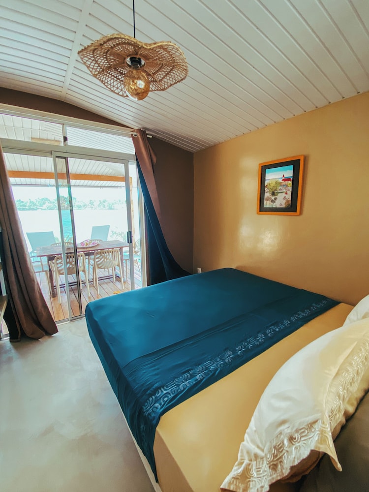 Classic Villa, 3 Bedrooms, Private Pool, Lagoon View