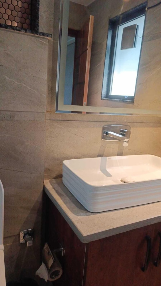 Premium Room - Photo 5