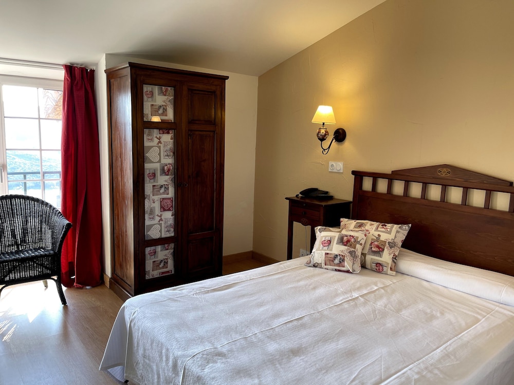 Double Room - Photo 19