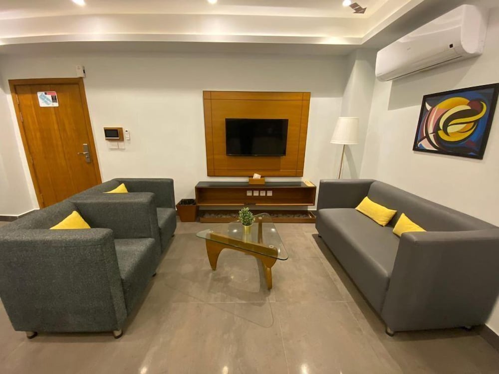 Studio Suite photo 1