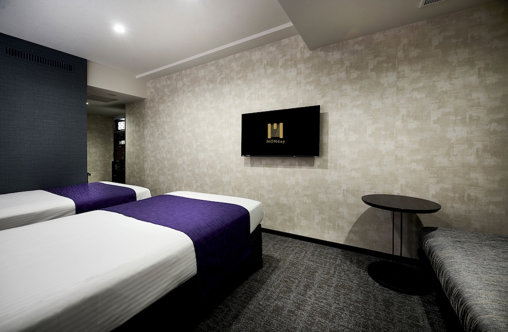 Family Room, Non Smoking/Shuttle buses to Kinkakuji available! - Photo 7