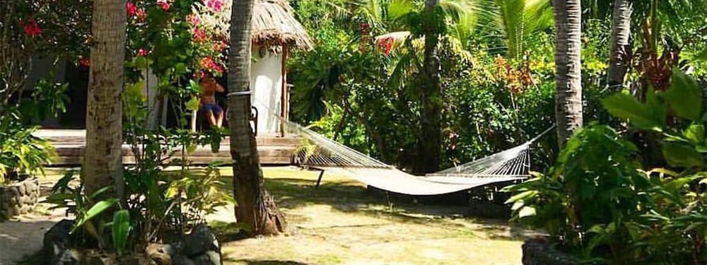 Bungalow, Garden Area